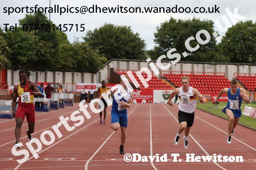 Senior boys 100 metres, 2015 English Schools, Gateshead. Photo: David T. Hewitson/Sports for All Pics